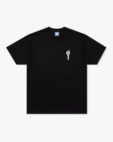 UNDEFEATED LOCK S/S TEE
