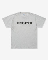 UNDEFEATED STENCIL S/S TEE