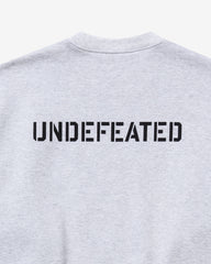 UNDEFEATED STENCIL CREWNECK - ASH