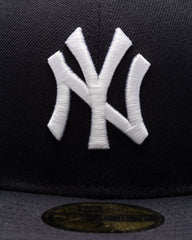 UNDEFEATED X NE X MLB FITTED - NEW YORK YANKEES