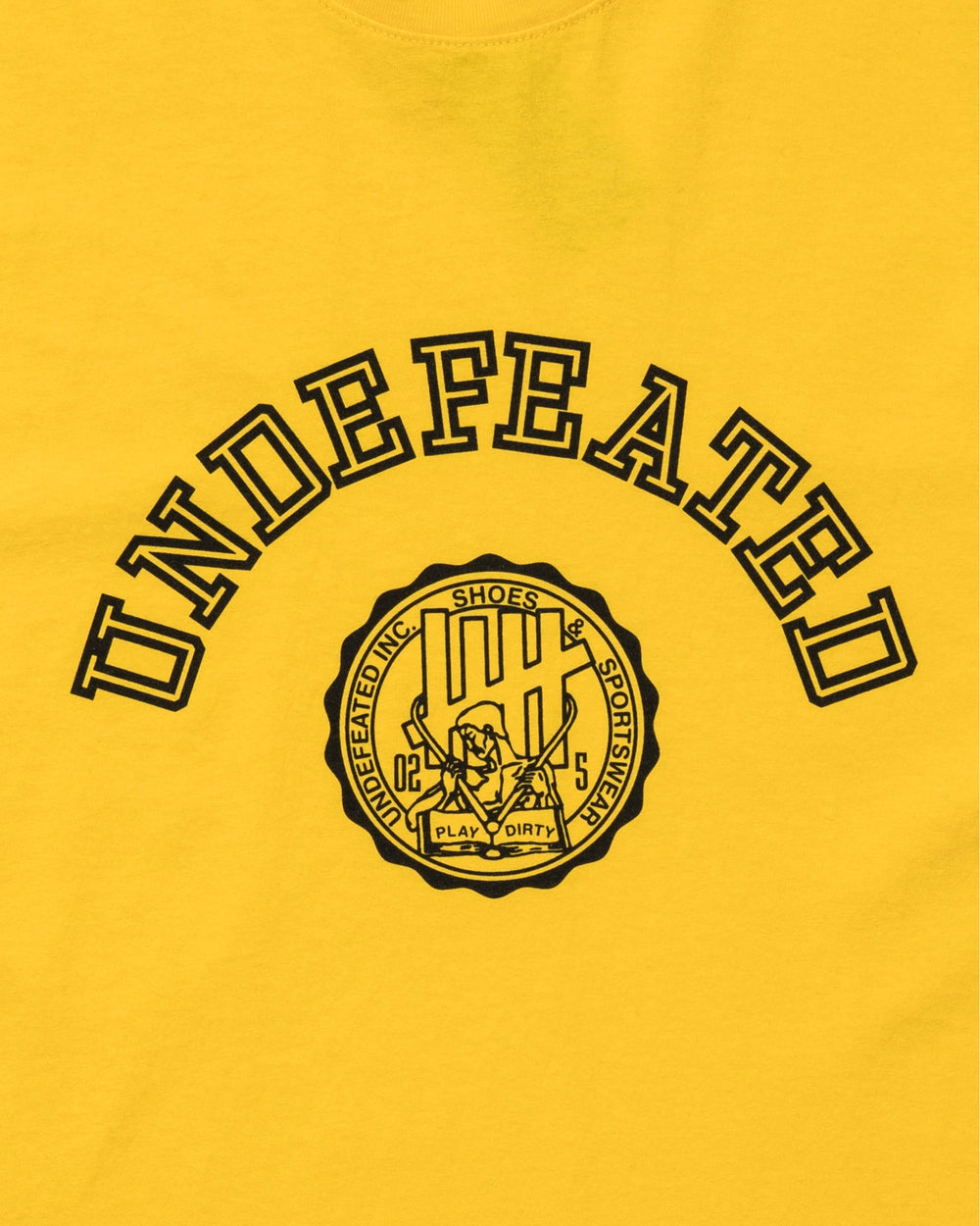 UNDEFEATED CREST S/S TEE
