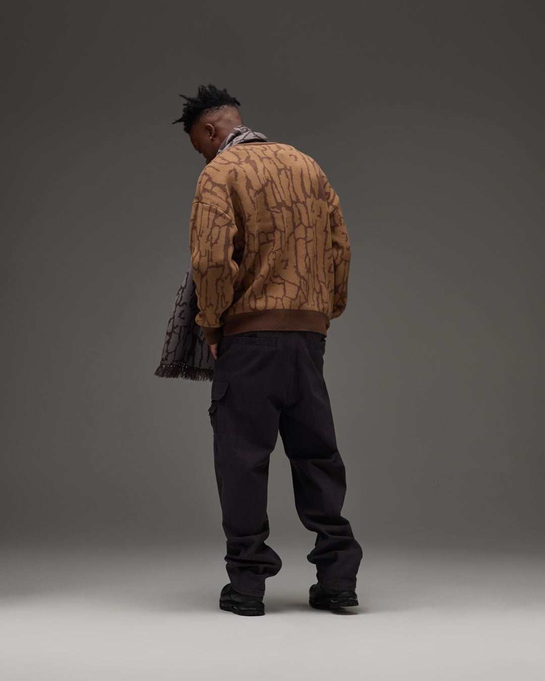 UNDEFEATED BARK CAMO SWEATER