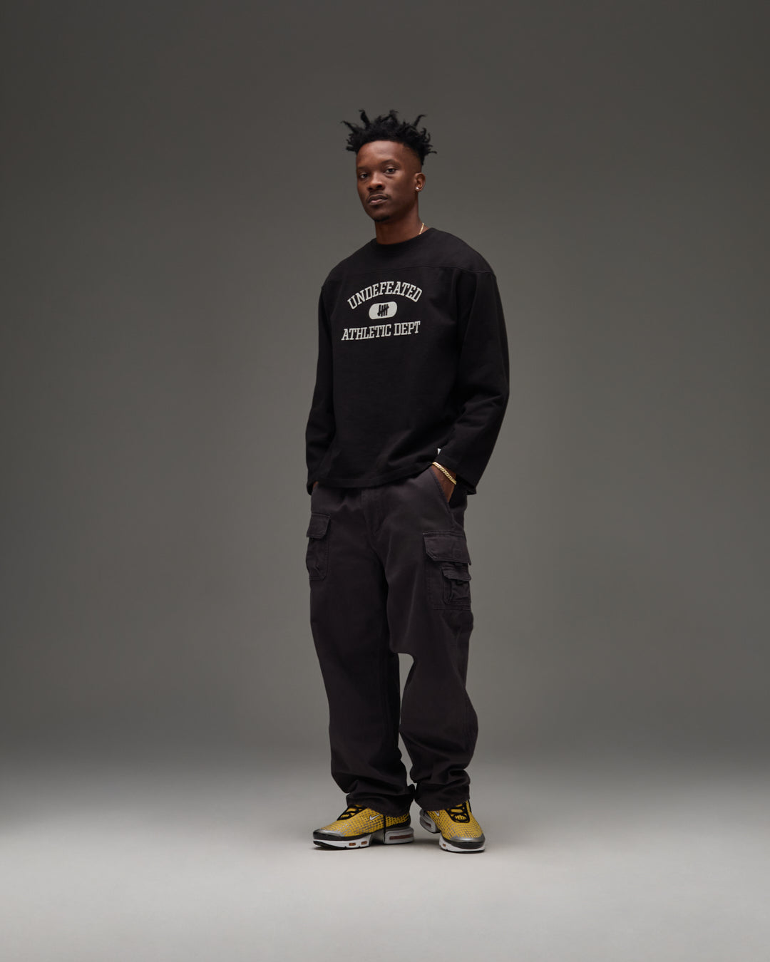 UNDEFEATED L/S FOOTBALL JERSEY