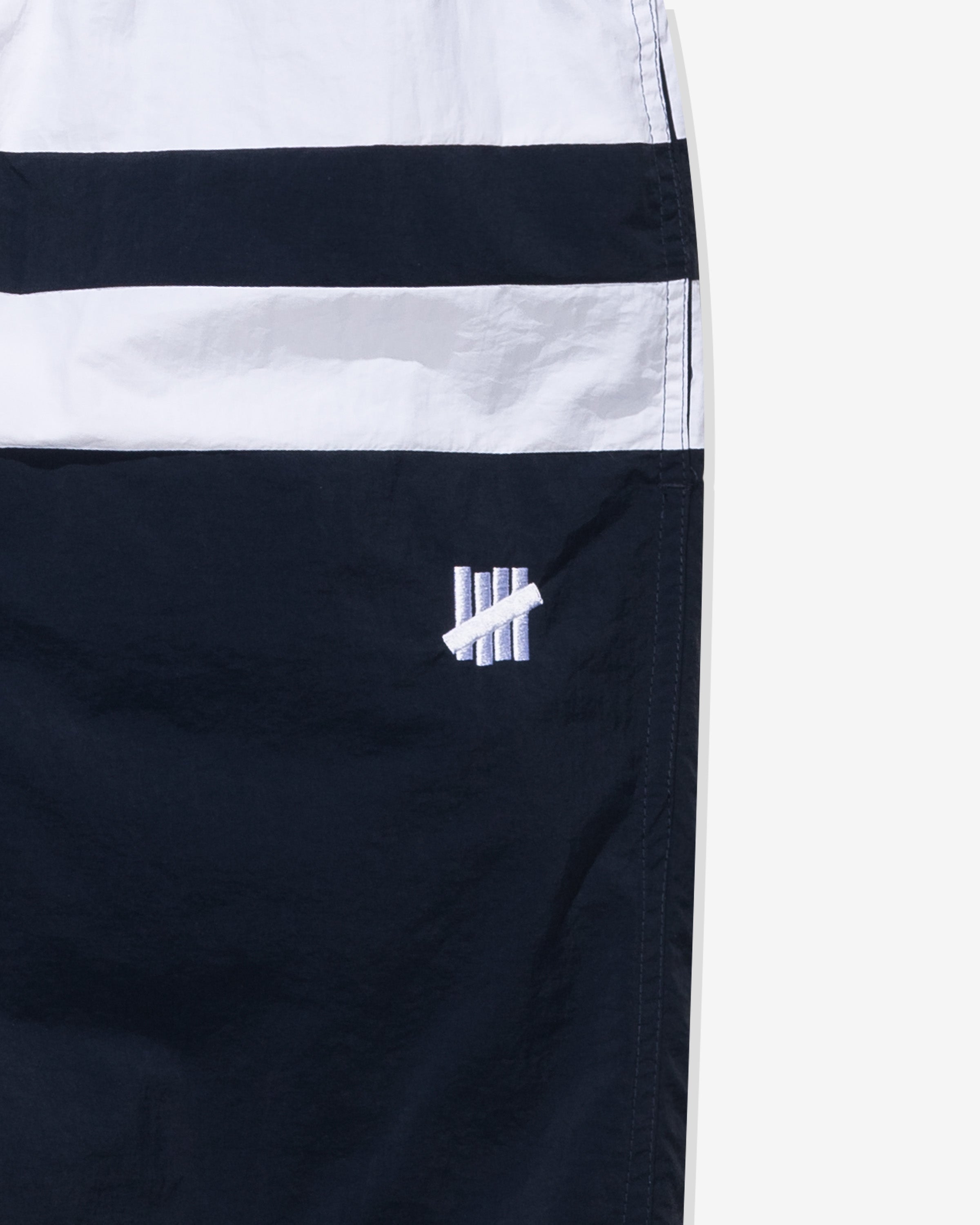 UNDEFEATED STRIPED SWIM SHORT