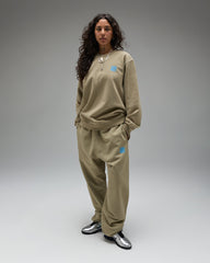 UNDEFEATED ICON CREWNECK