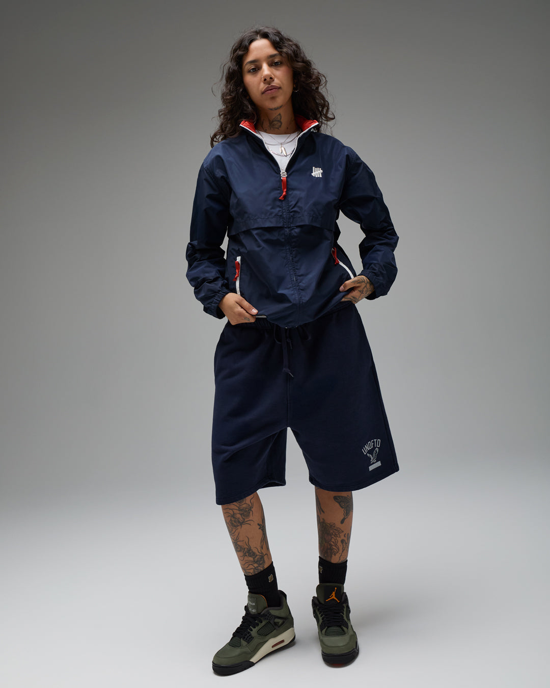 UNDEFEATED LOCKER LABEL S/S TEE