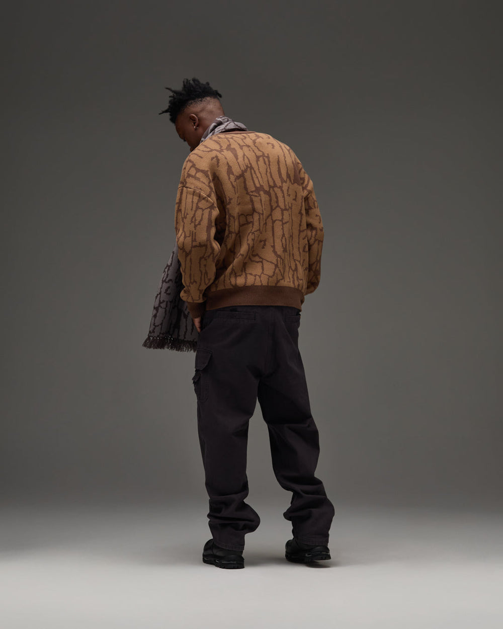 UNDEFEATED BARK CAMO SWEATER