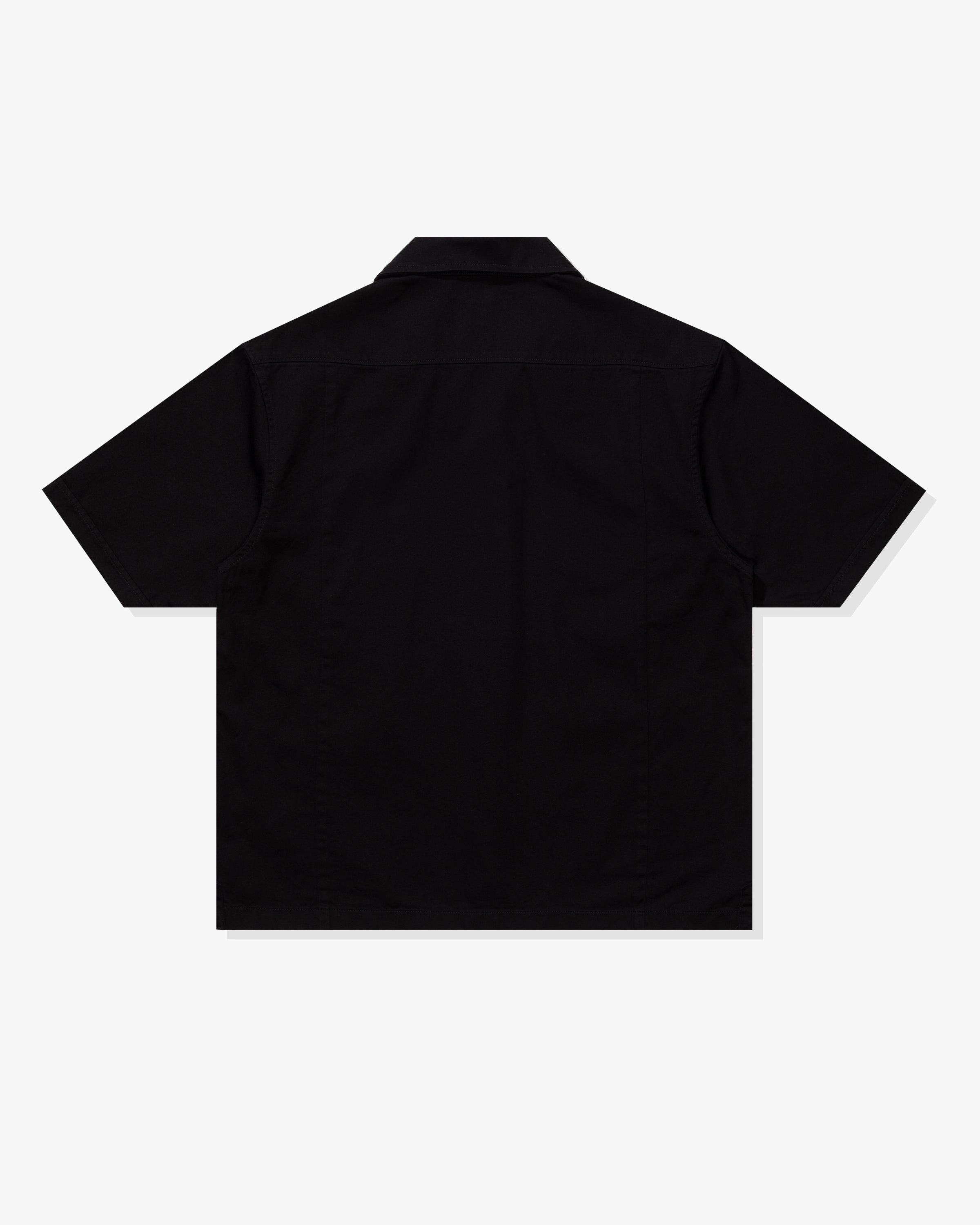 UNDEFEATED TWILL S/S BUTTON DOWN