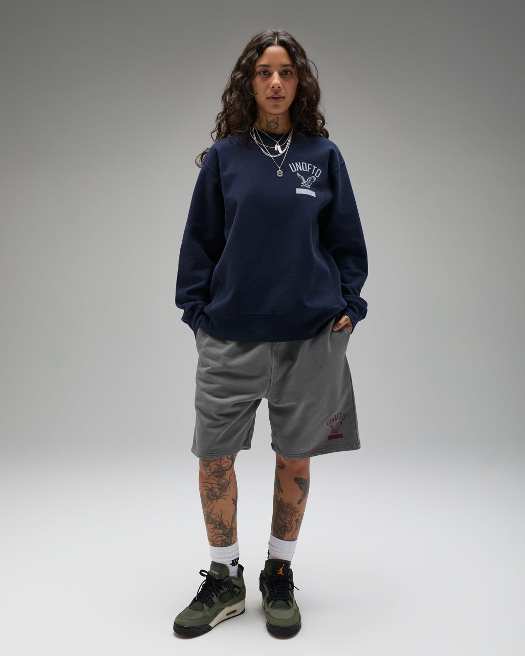 UNDEFEATED STATE CREWNECK