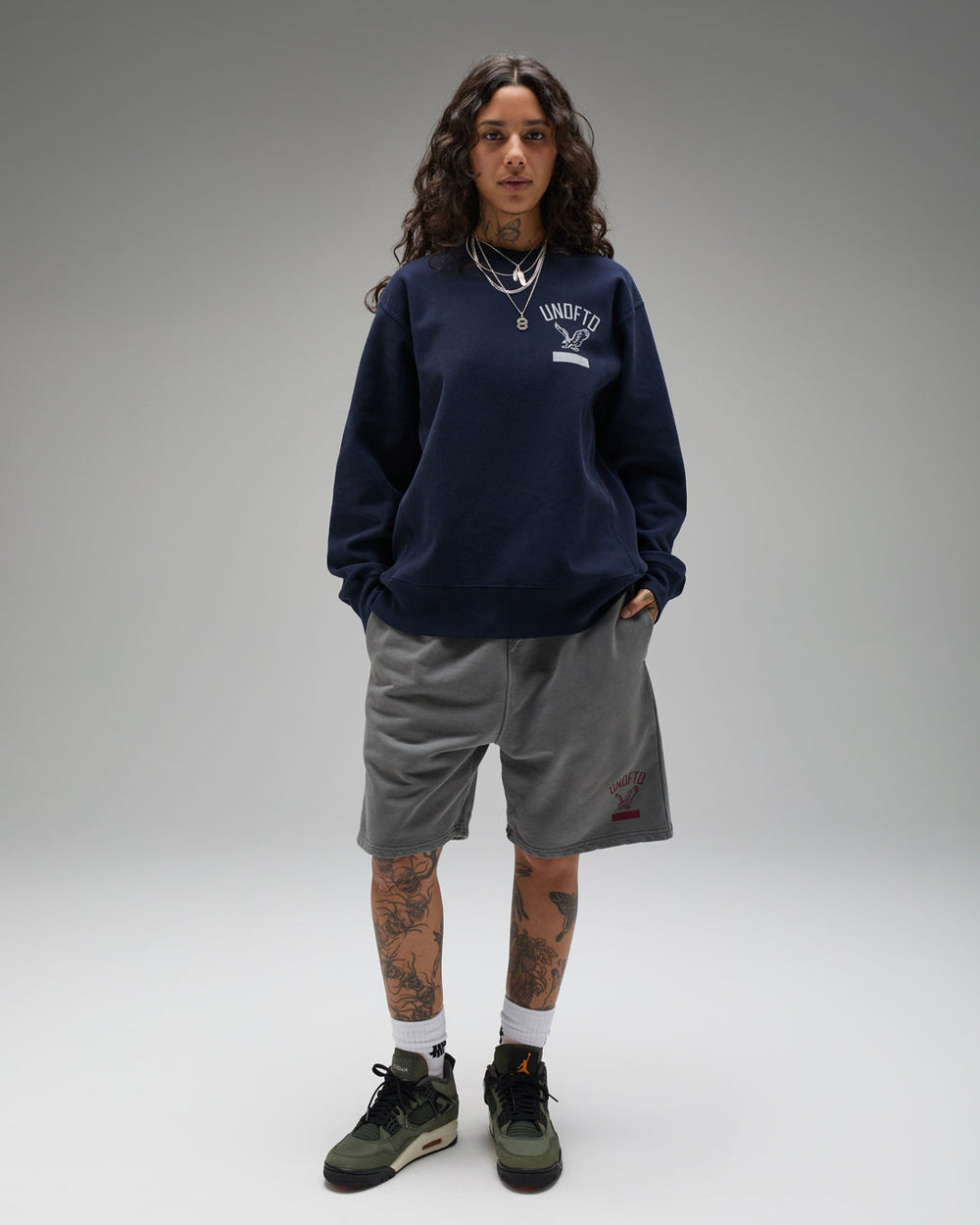UNDEFEATED STATE CREWNECK