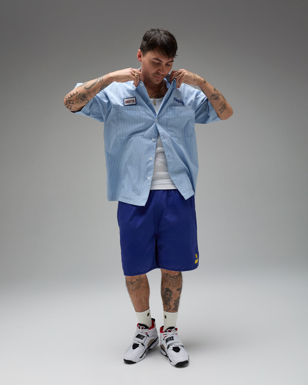 UNDEFEATED LOCKER LABEL S/S TEE