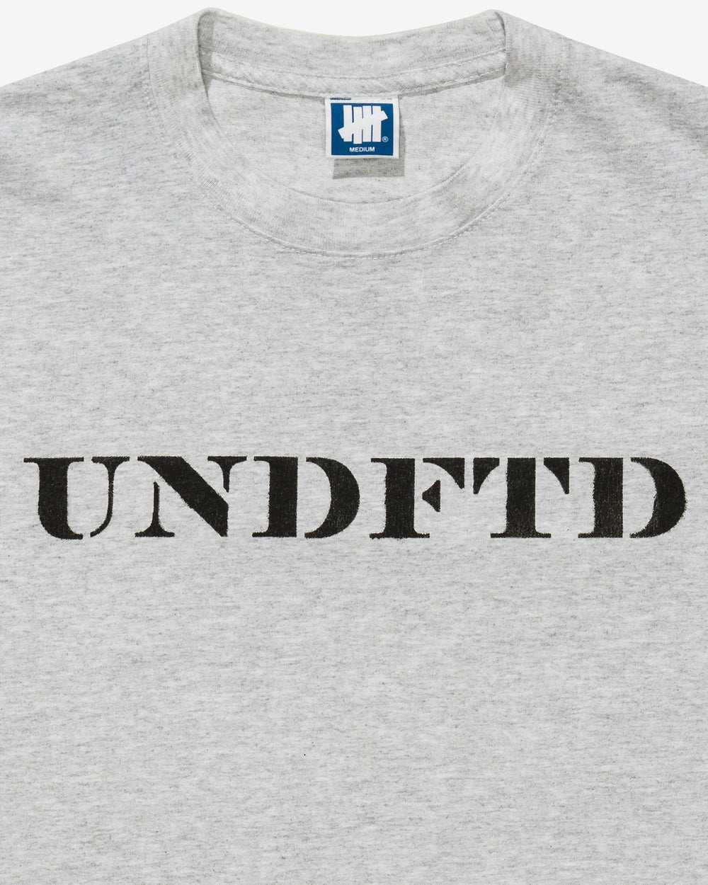 UNDEFEATED STENCIL S/S TEE