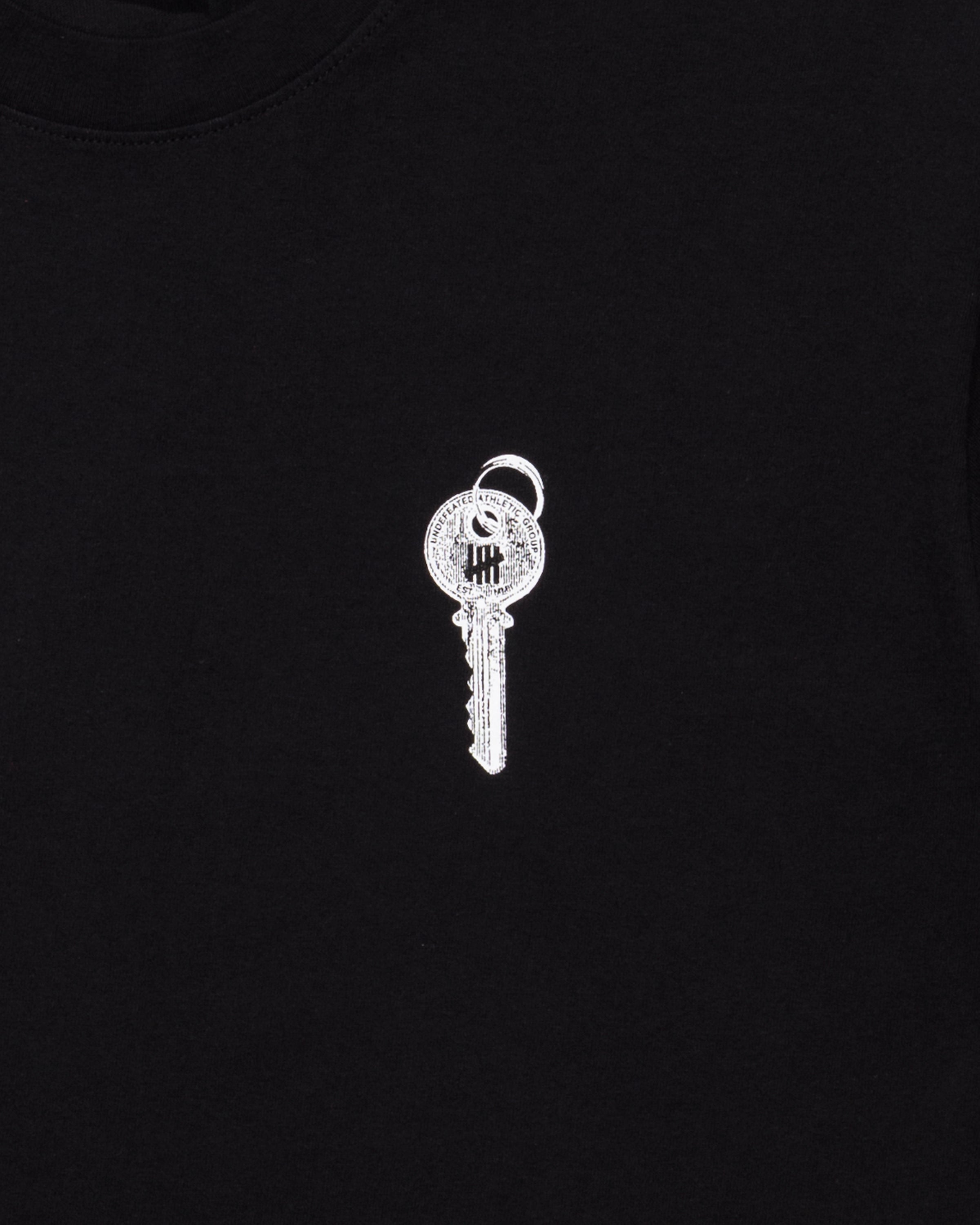 UNDEFEATED LOCK S/S TEE