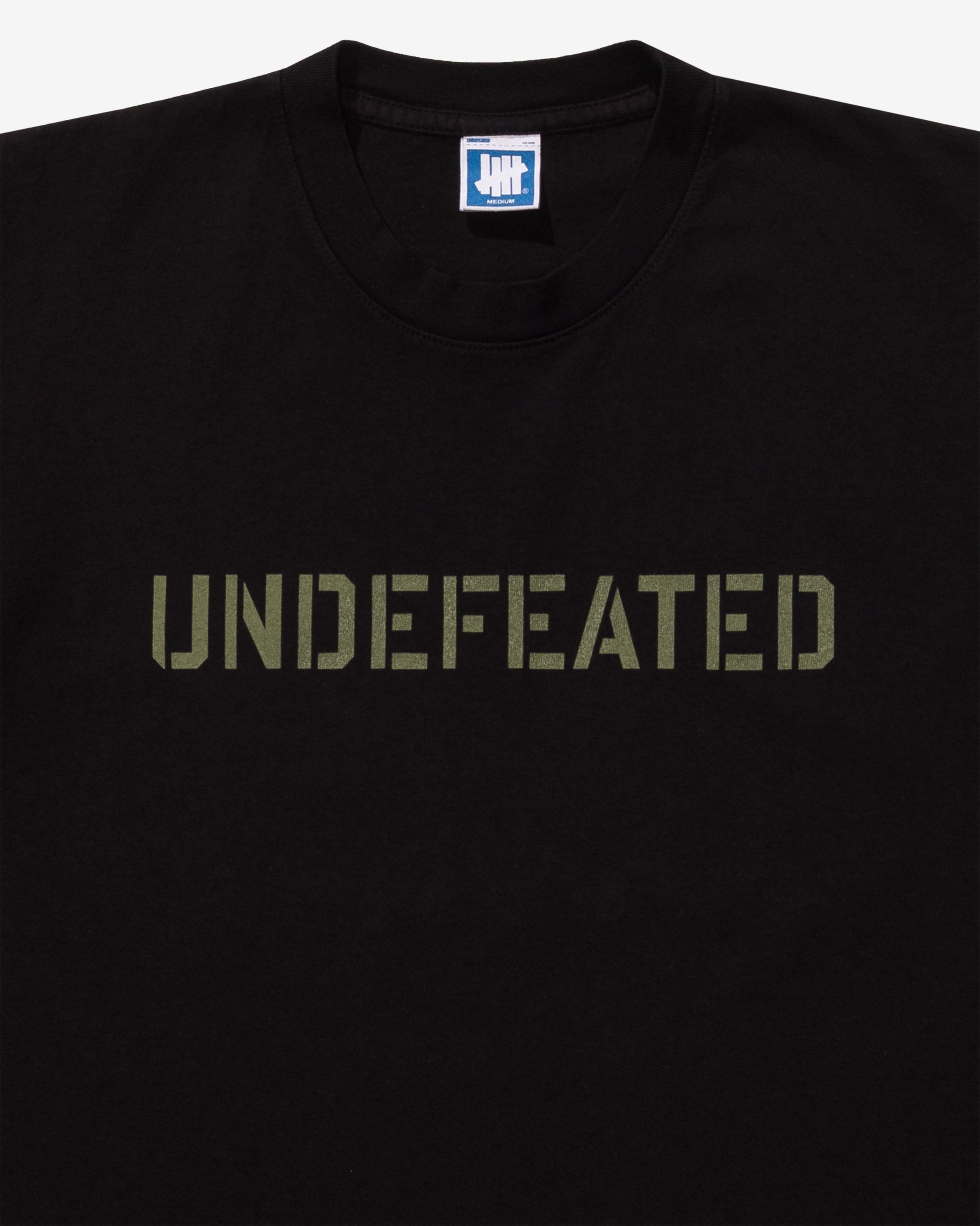UNDEFEATED STENCIL S/S TEE
