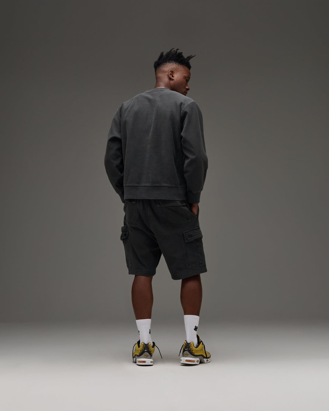 UNDEFEATED TRACK CREWNECK