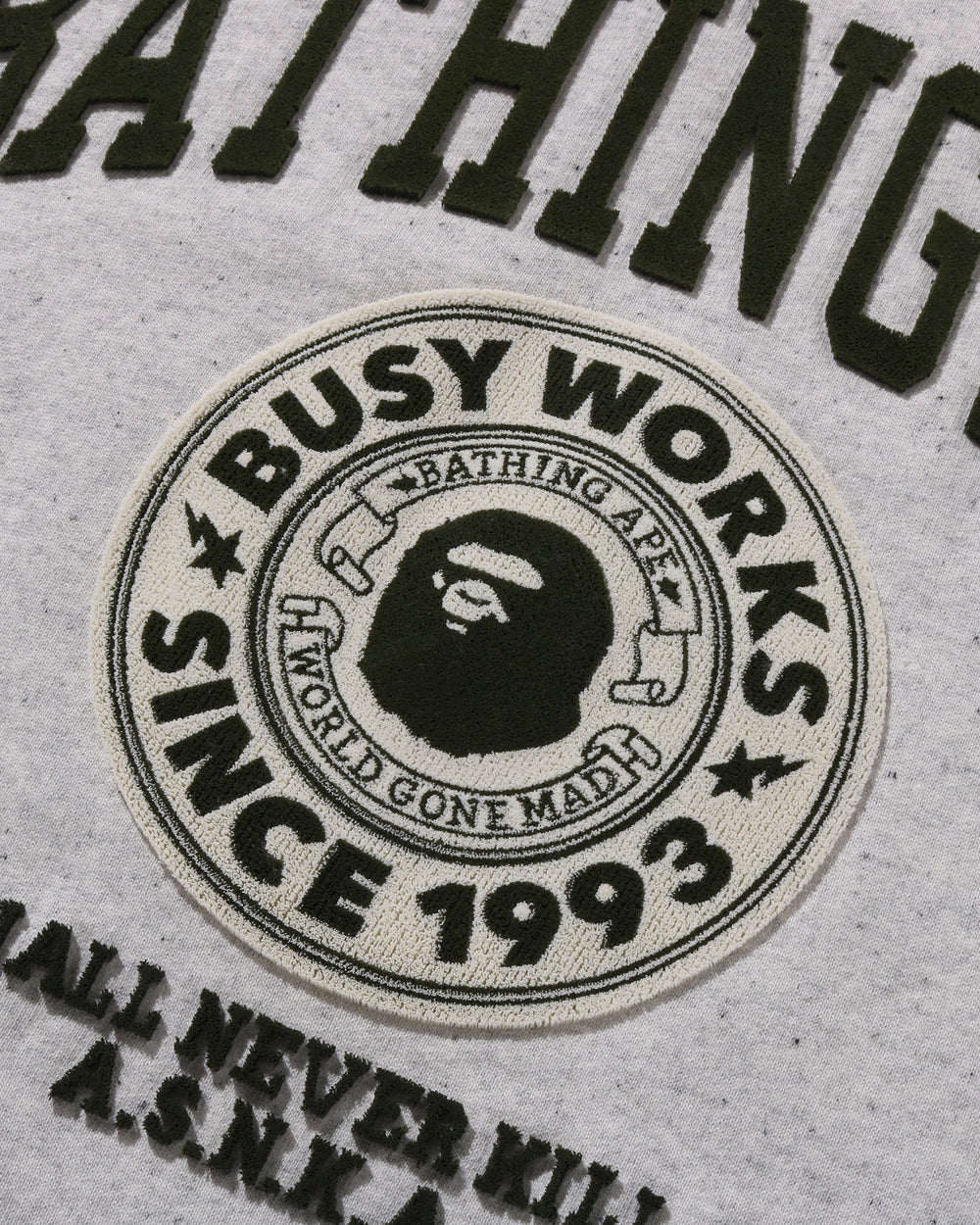 COLLEGE GRAPHIC CREWNECK - GRAY