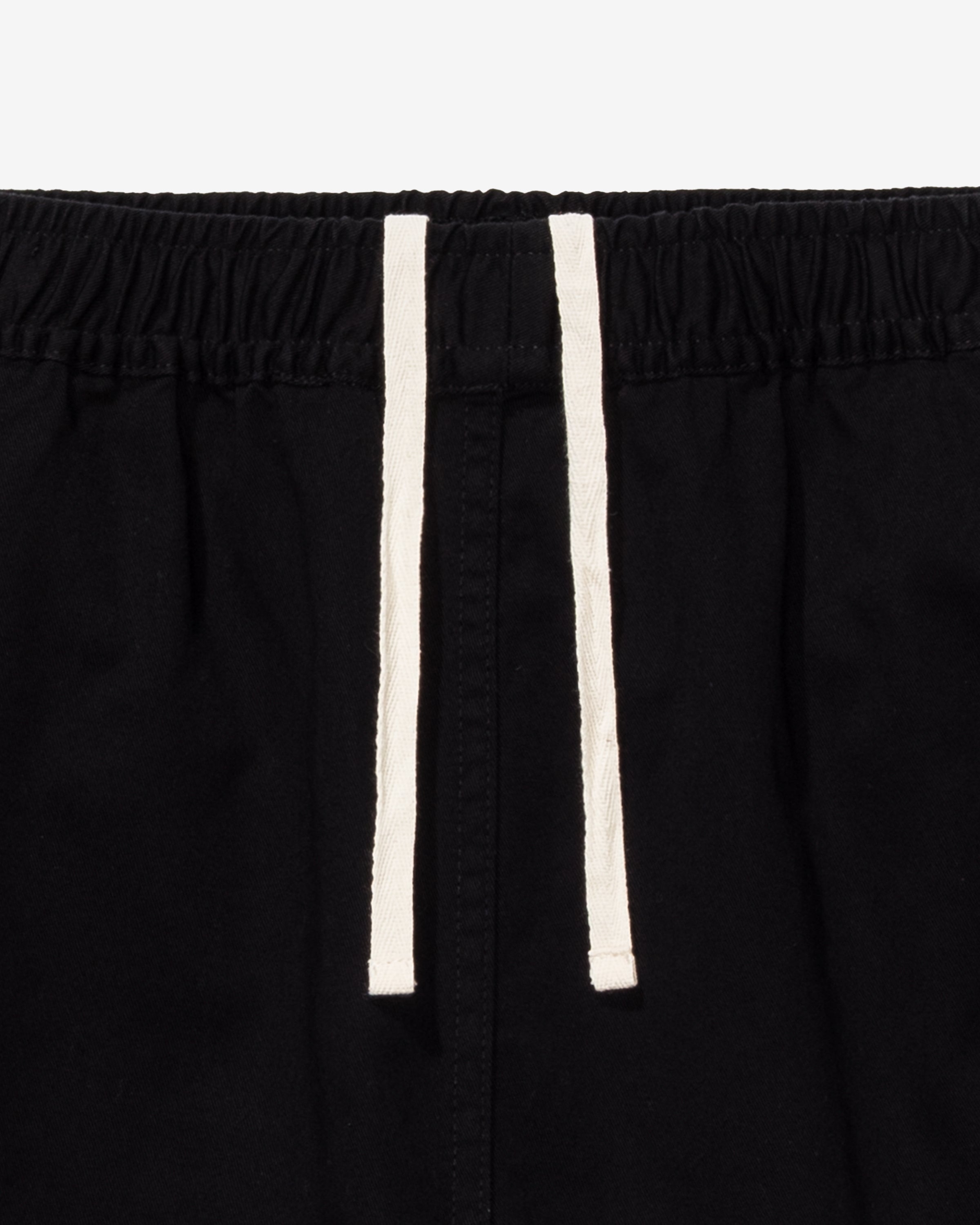 UNDEFEATED TWILL GYM SHORT