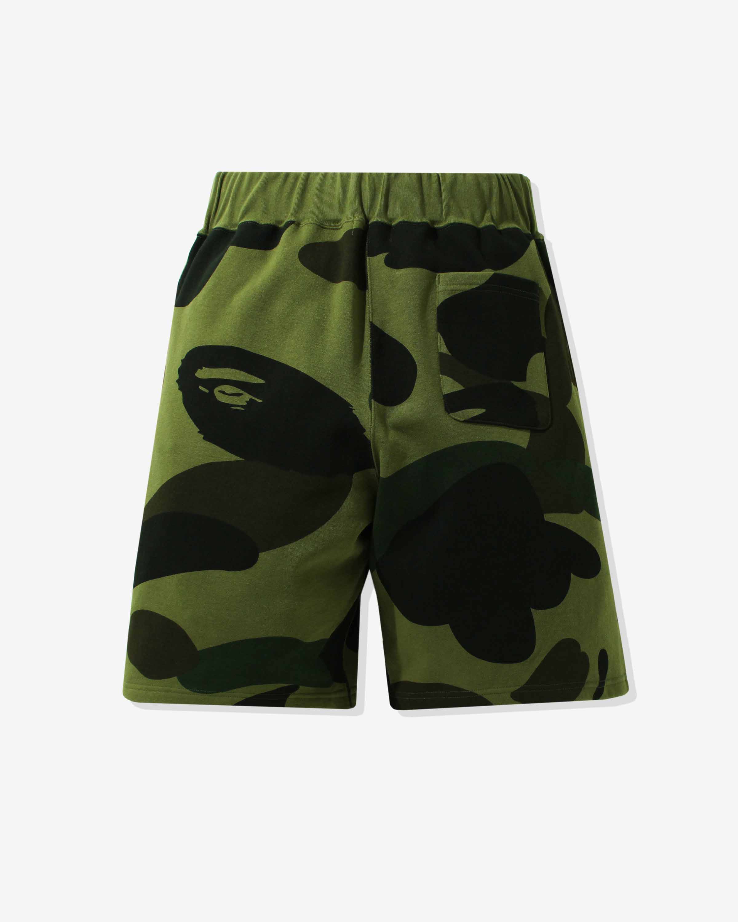 BAPE GIANT 1ST CAMO WIDE FIT SWEAT SHORTS