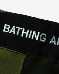 BAPE GIANT 1ST CAMO WIDE FIT SWEAT SHORTS