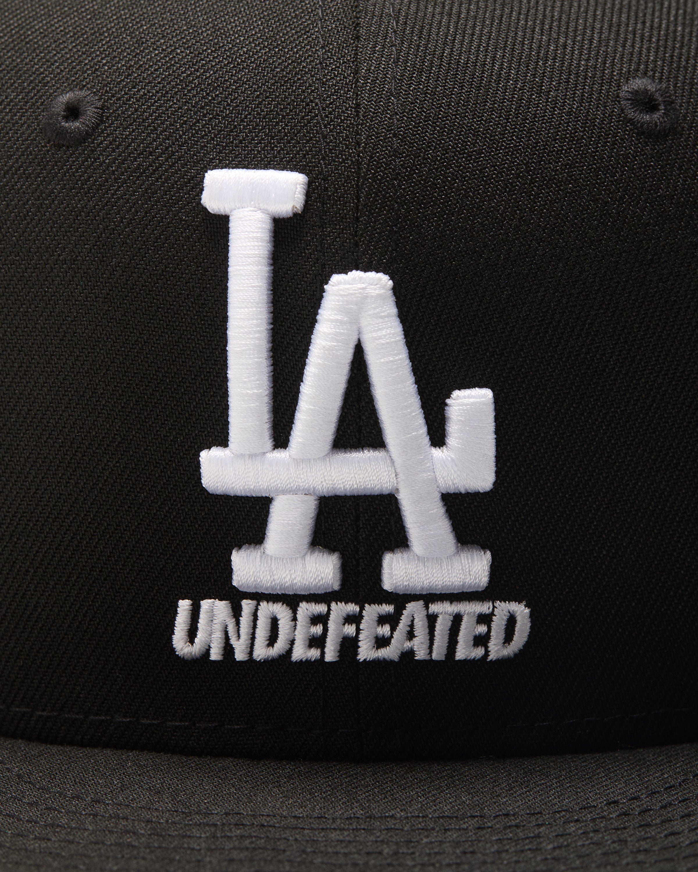 UNDEFEATED X NE X DODGERS STACKED LOGO FITTED