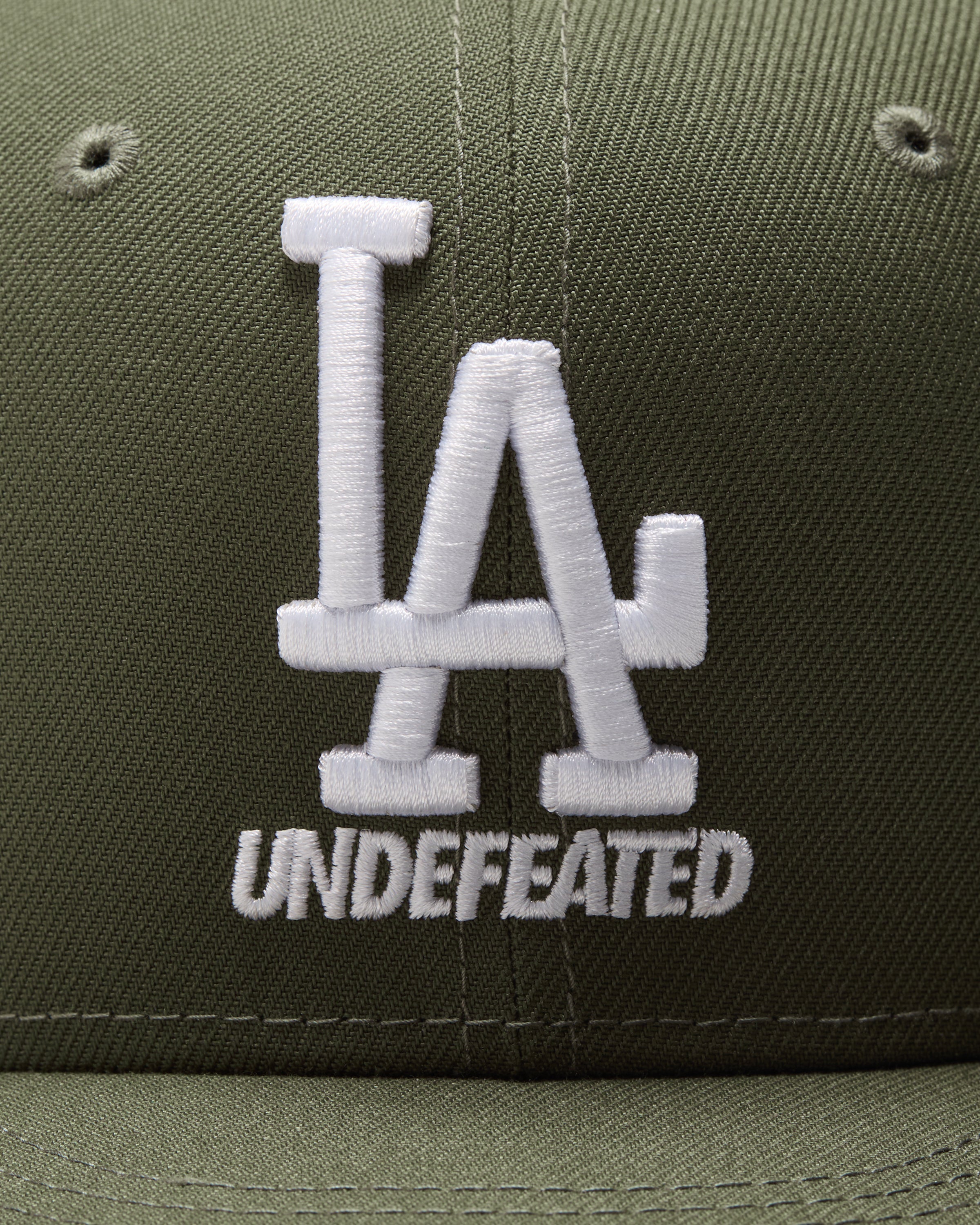 UNDEFEATED X NE X DODGERS STACKED LOGO FITTED