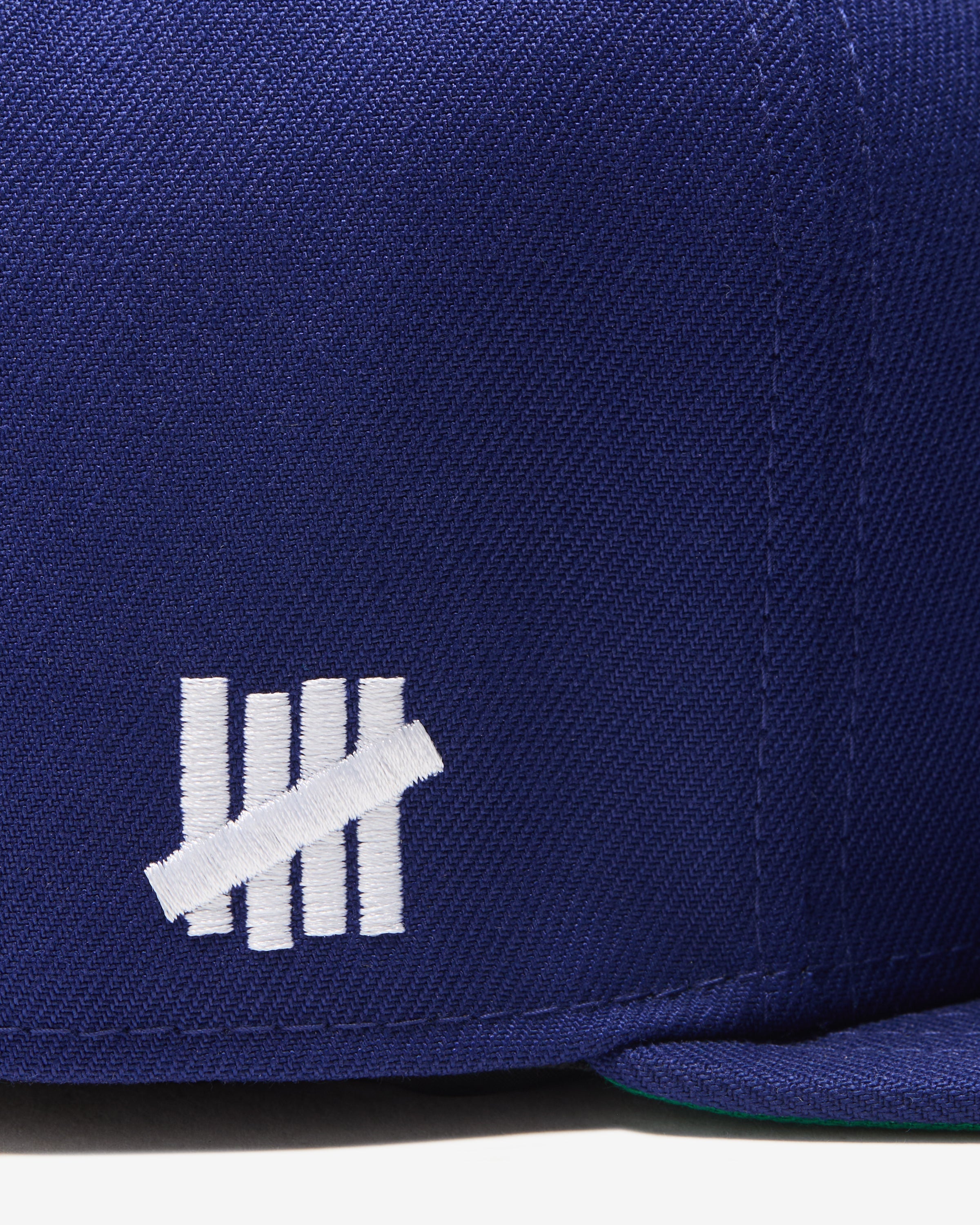 UNDEFEATED X NE X DODGERS STACKED LOGO FITTED