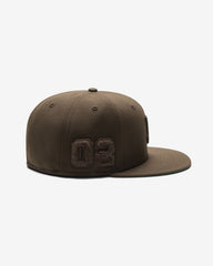 UNDEFEATED X NE MONOCHROME ICON FITTED
