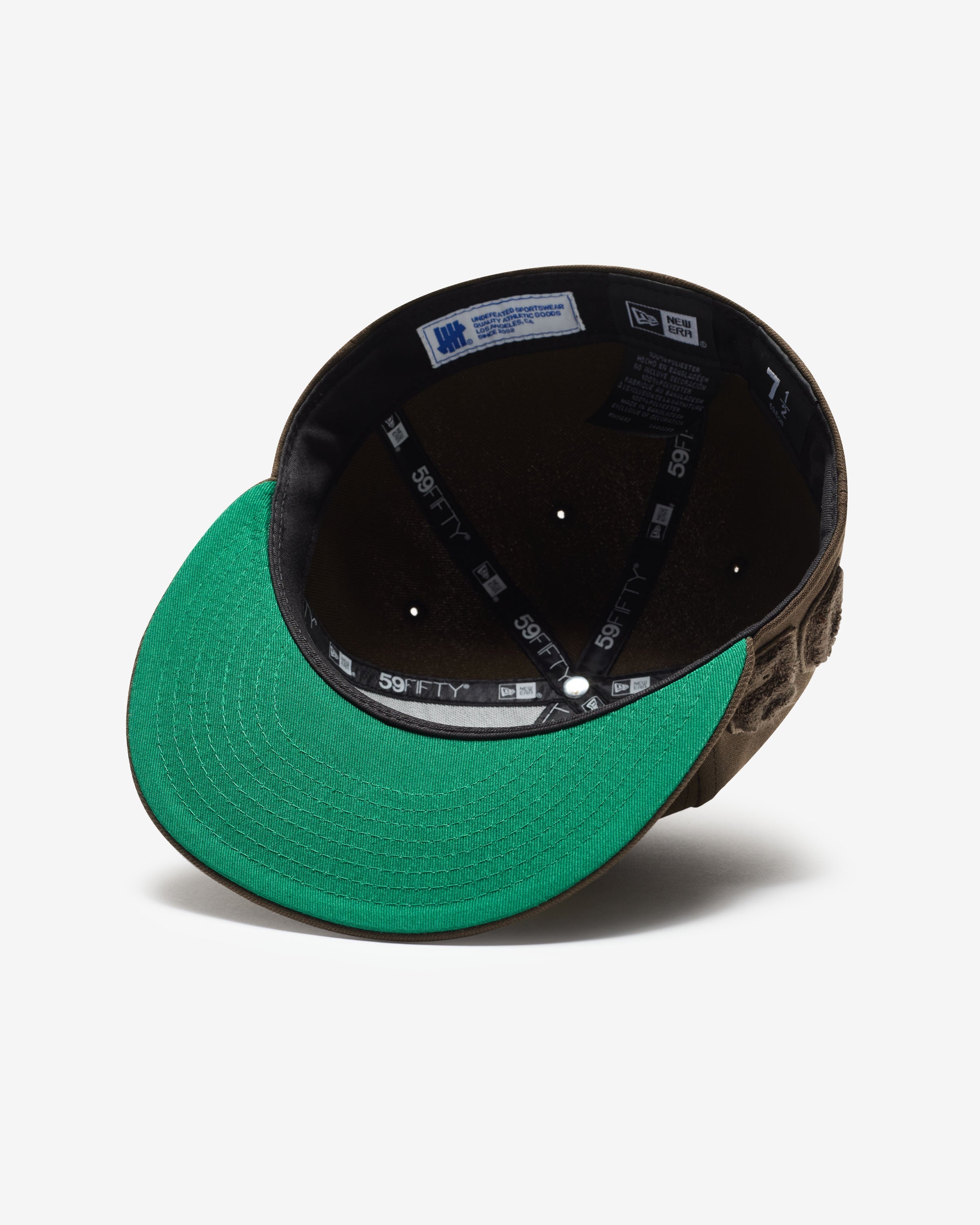 UNDEFEATED X NE MONOCHROME ICON FITTED