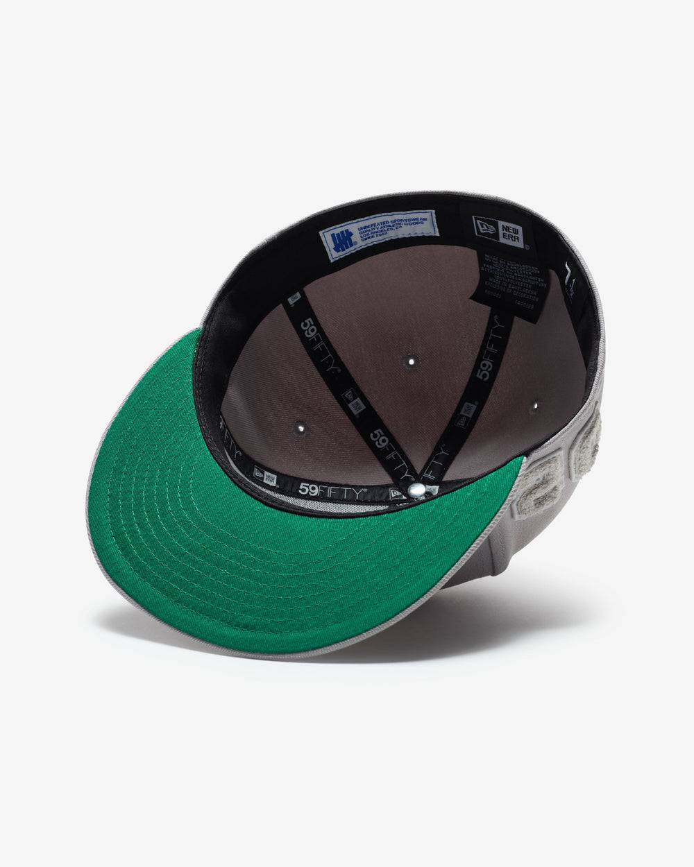 UNDEFEATED X NE MONOCHROME ICON FITTED