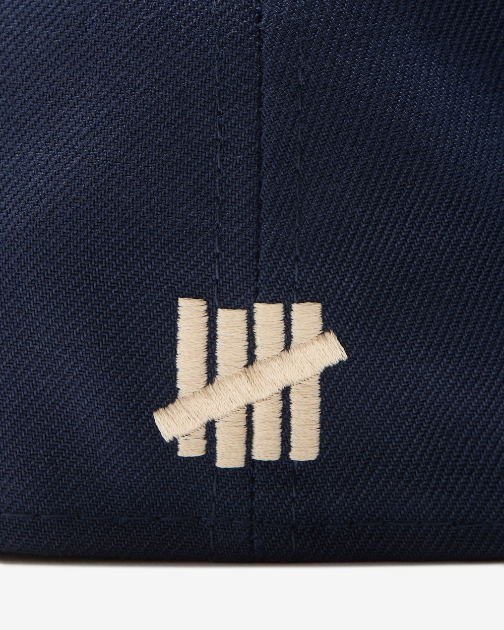 UNDEFEATED X NE O.E. FITTED