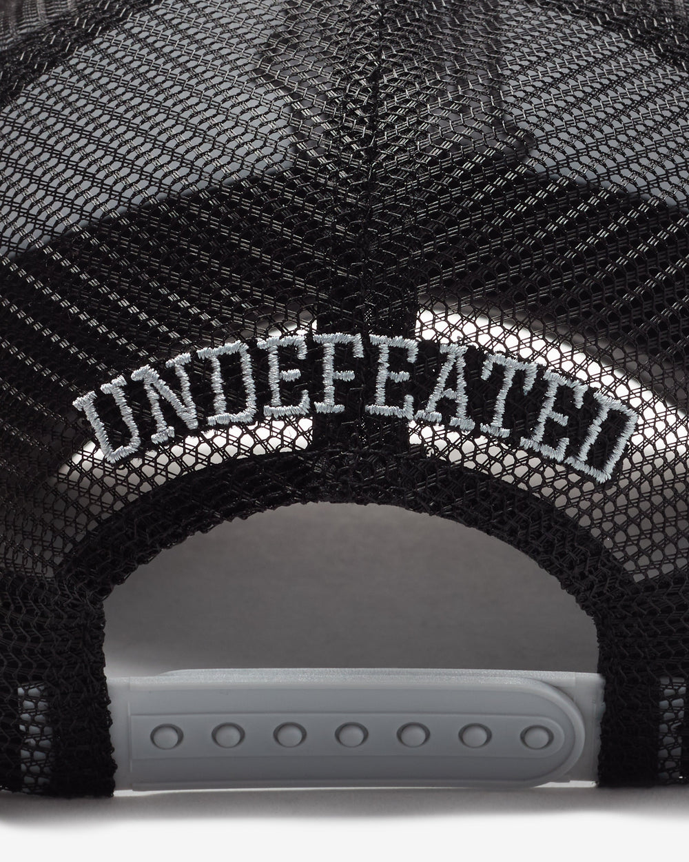 UNDEFEATED ICON TRUCKER
