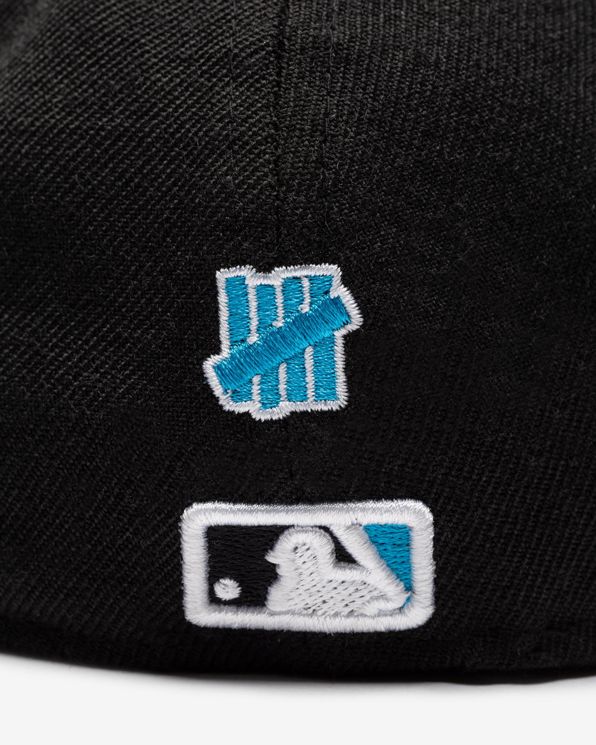 UNDEFEATED X NE X MLB FITTED - MIAMI MARLINS