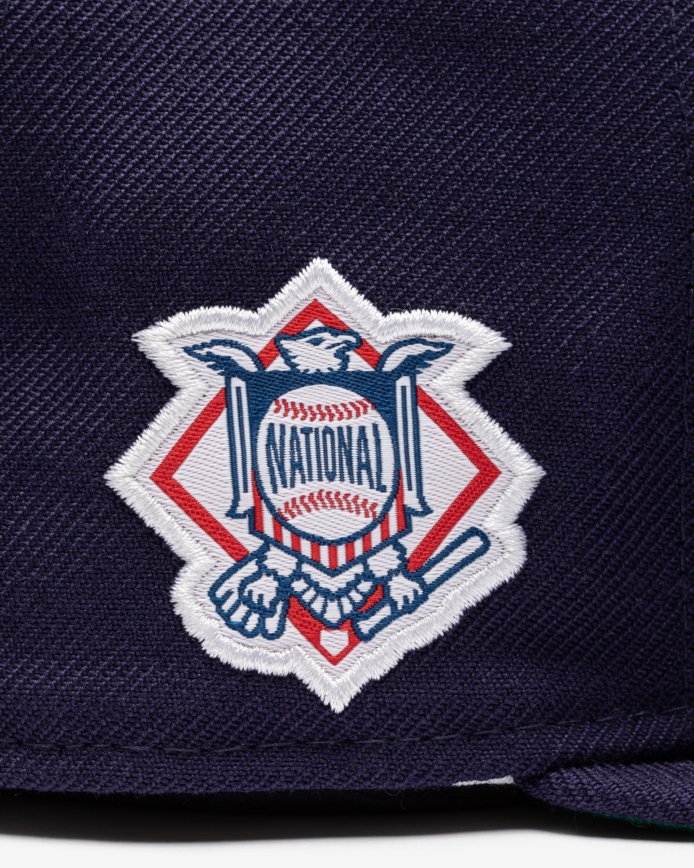 UNDEFEATED X NE X MLB FITTED - MILWAUKEE BREWERS