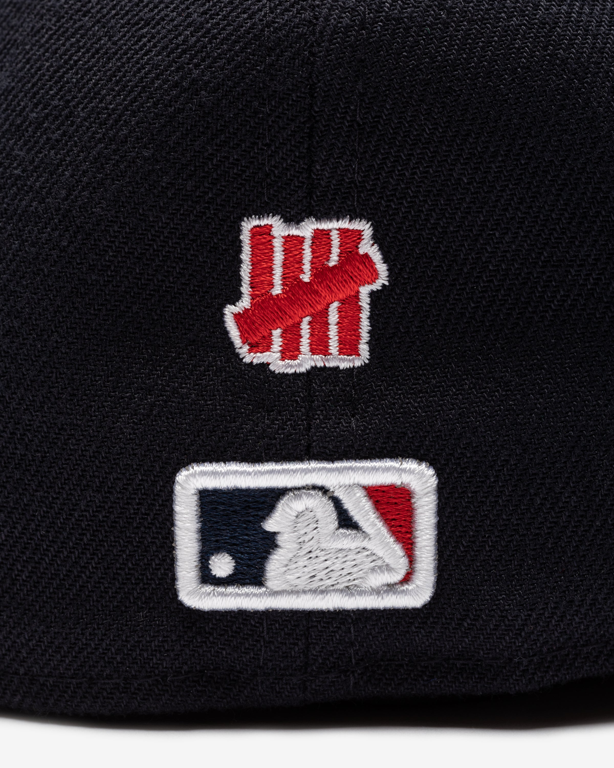UNDEFEATED X NE X MLB FITTED - MINNESOTA TWINS
