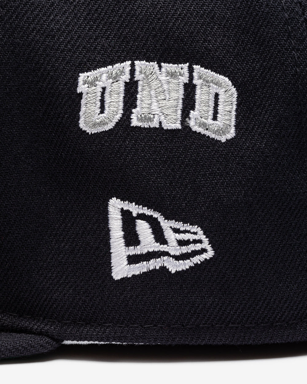 UNDEFEATED X NE X MLB FITTED - NEW YORK YANKEES