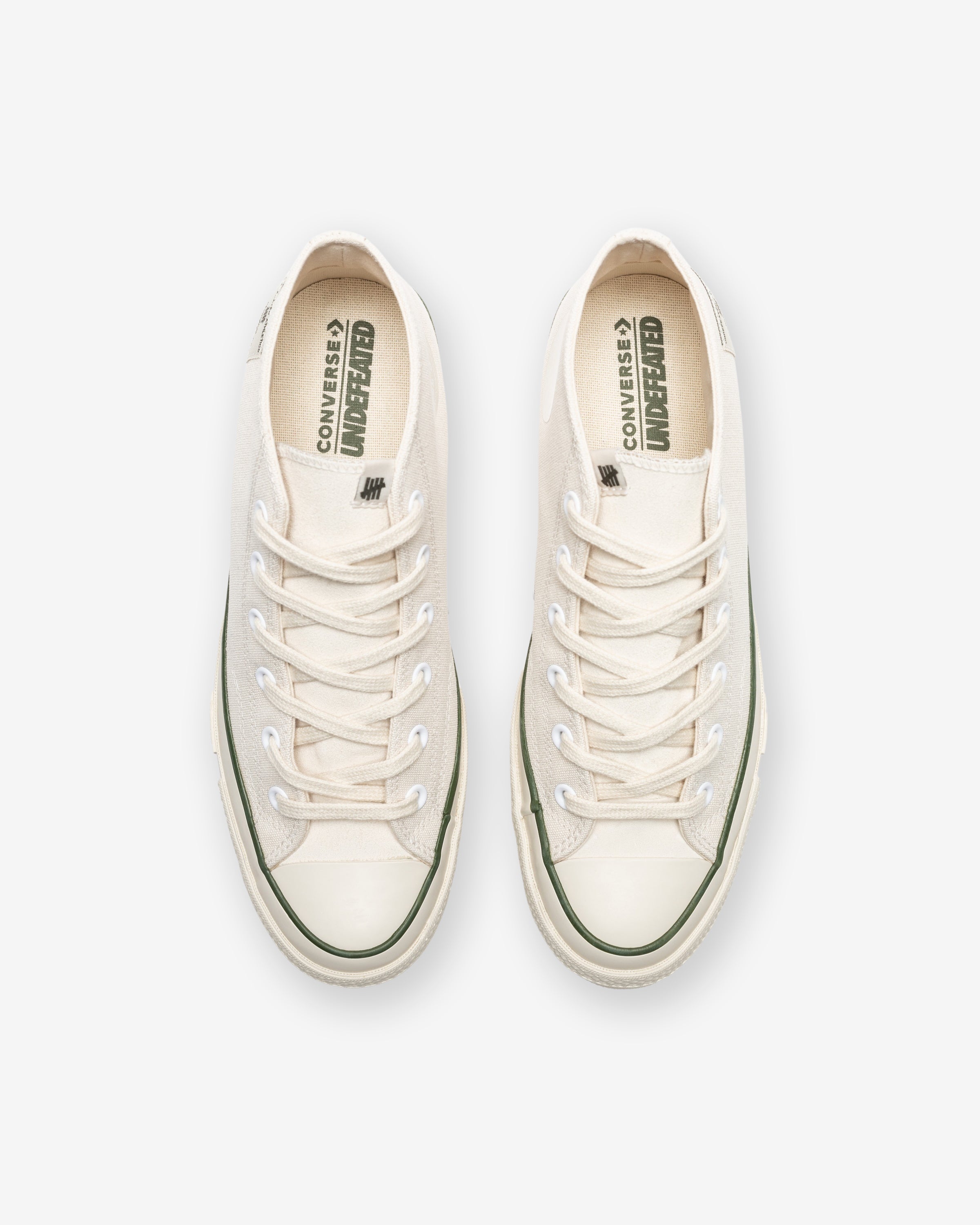 UNDEFEATED X CONVERSE CHUCK 70 MID- PARCHMENT/ CHIVE