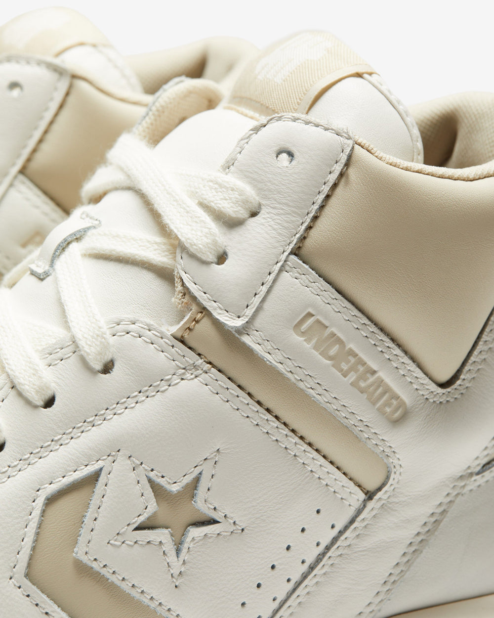 UNDEFEATED X CONVERSE WEAPON MID - VINTAGEWHITE/ CASTLE