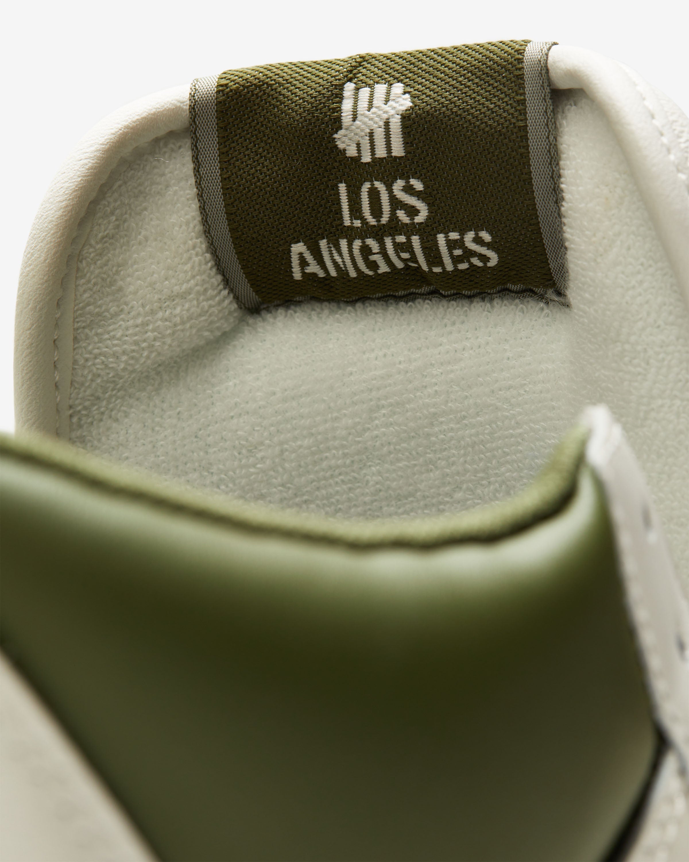 UNDEFEATED X CONVERSE WEAPON MID - VINTAGEWHITE/ CHIVE