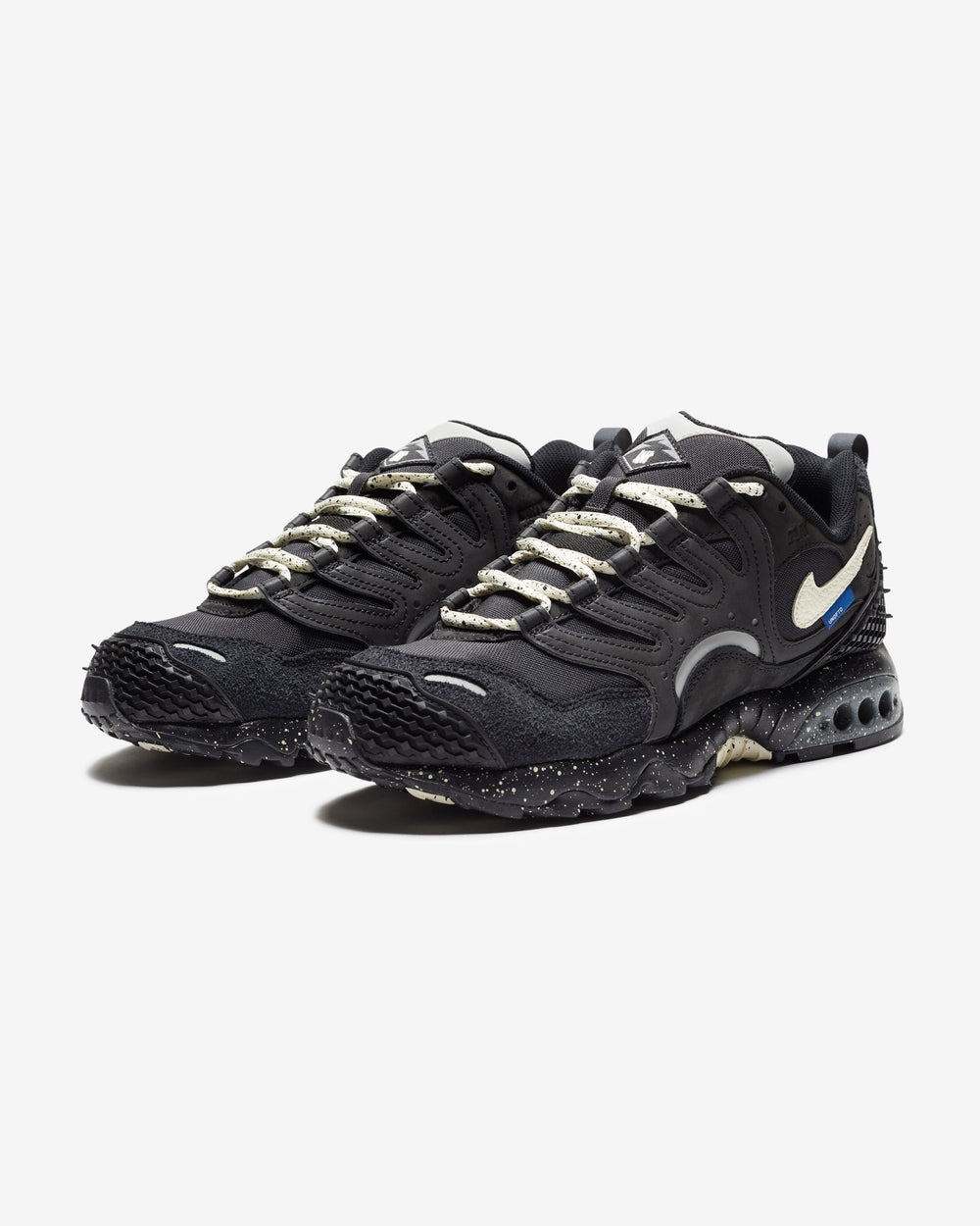 UNDEFEATED X NIKE AIR TERRA HUMARA - BLACK/ COCONUTMILK