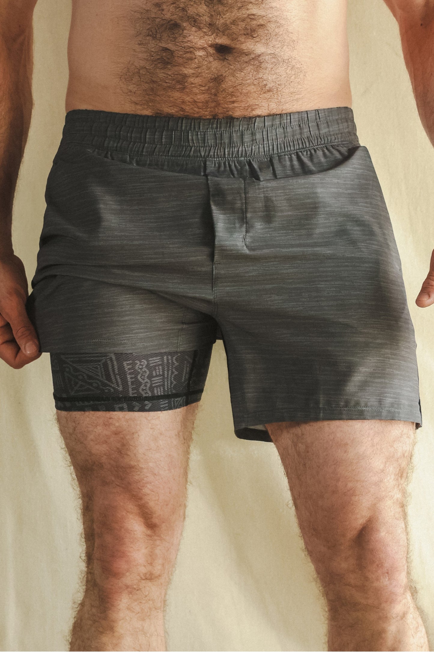 Shinesty Men's Ball Hammock® 5 Inch Athletic Shorts - Grey Tonal Island Block