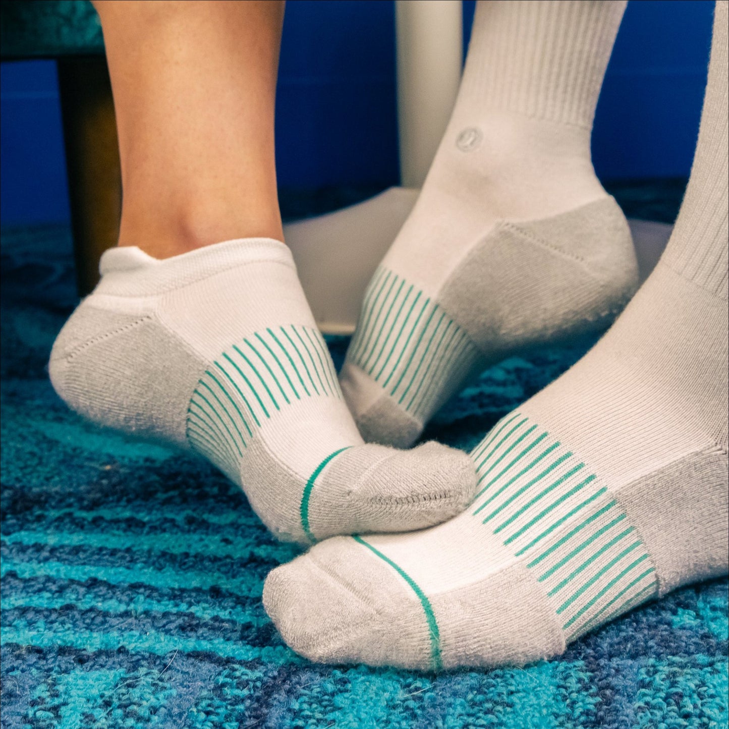 Shinesty White Stay Weird Heel Hammock™ Ankle Socks 12 Pack - The Cloud 9