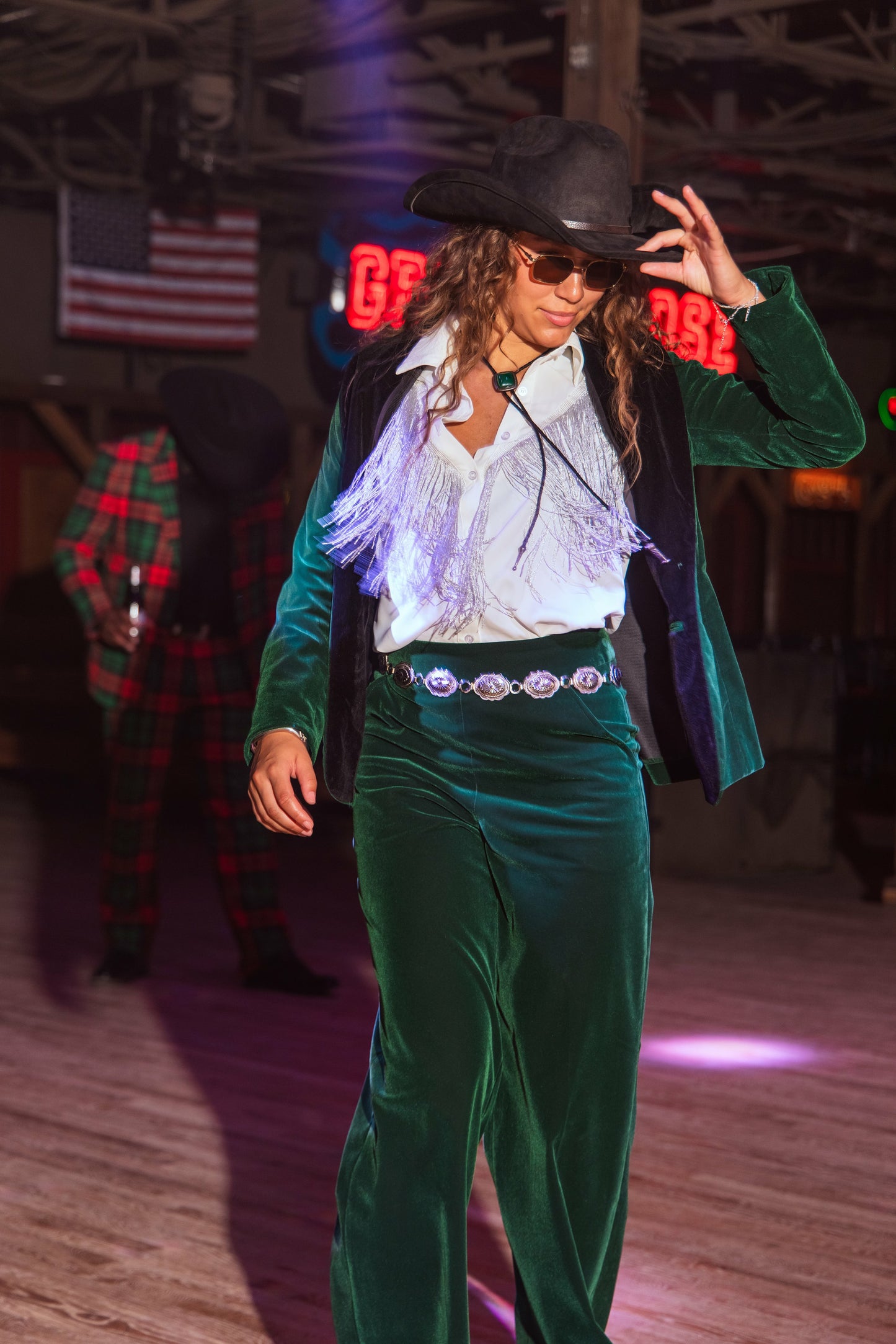 Shinesty Shawl Collar Velvet Blazer For Women - Green Velvet