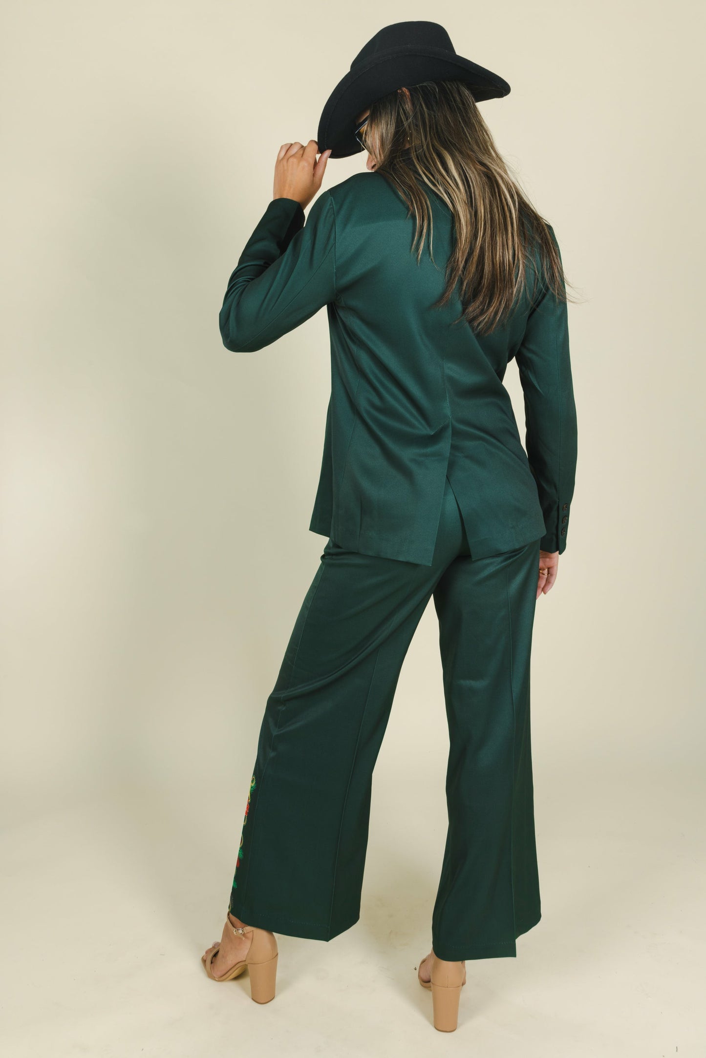 Shinesty Suit - Dark Green Holiday Placement