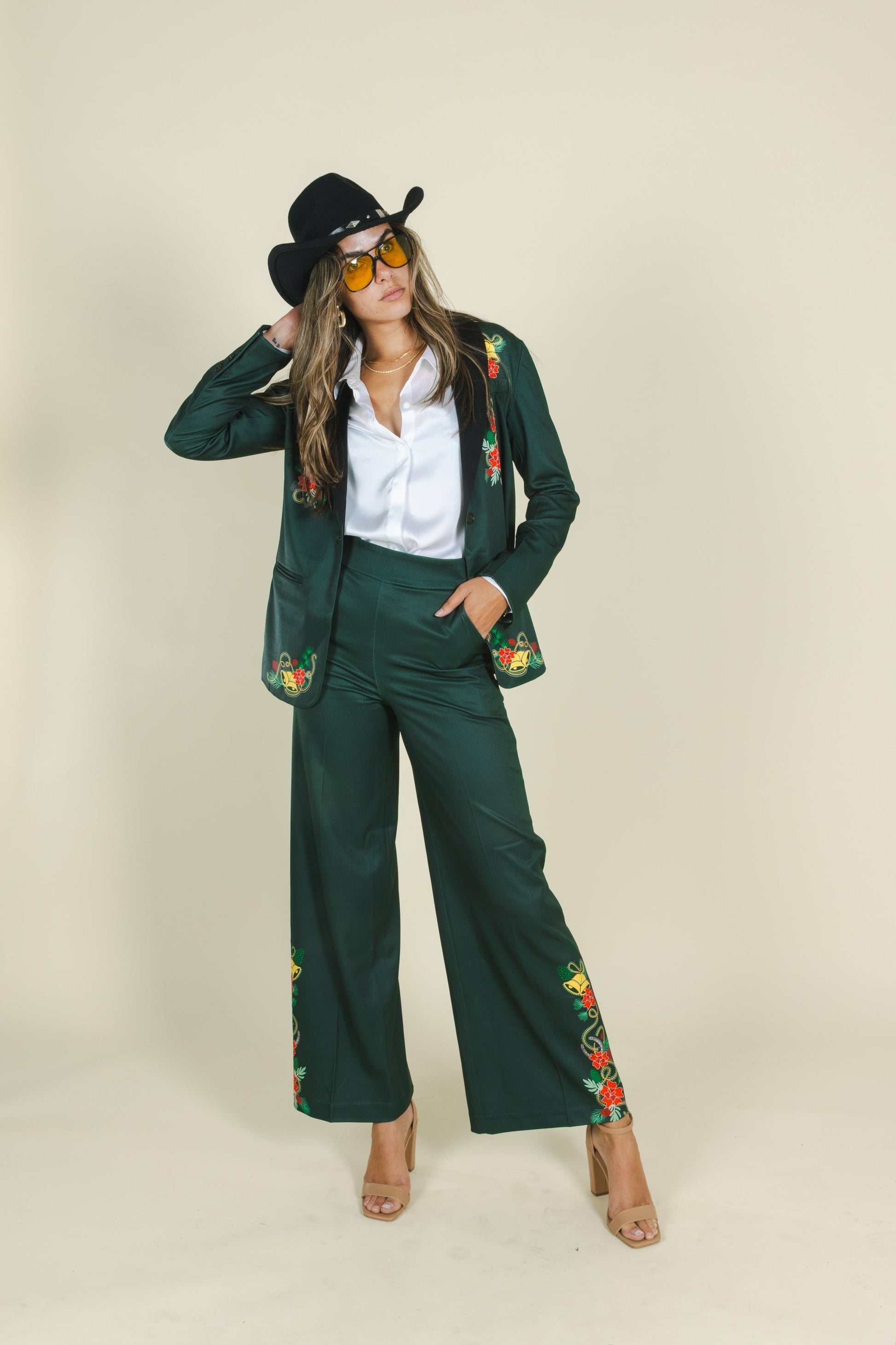 Shinesty Suit - Dark Green Holiday Placement